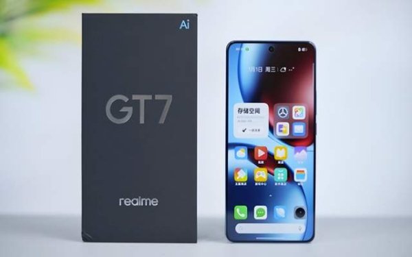 长富配资 真我手机豁出去了，天玑9400+旗舰跌至2343元，7200mAh+100W+IP69